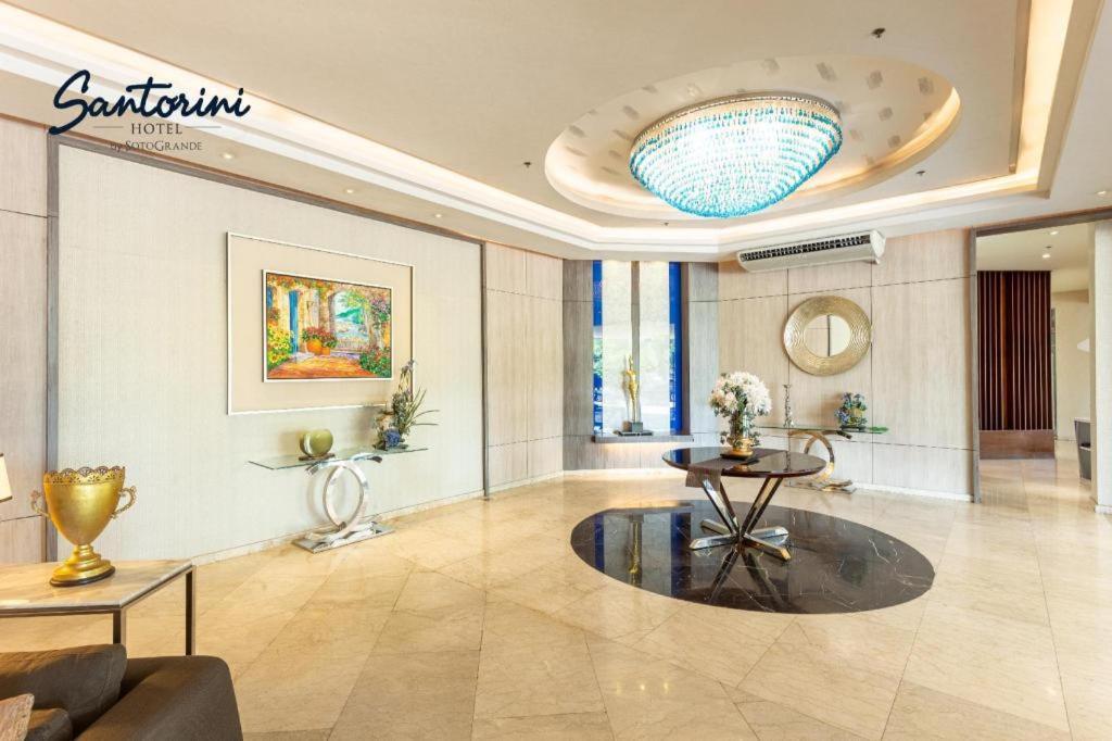Santorini Hotel Marikina Exteriör bild